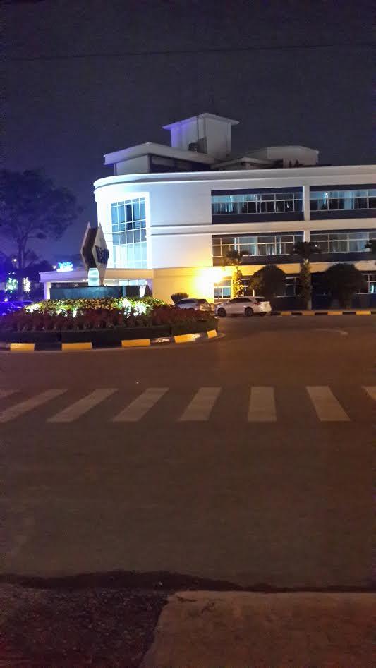 Văn phòng cho thuê vsip 1  giá cạnh tranh chỉ 7 triệu/tháng.  0908 488 ***