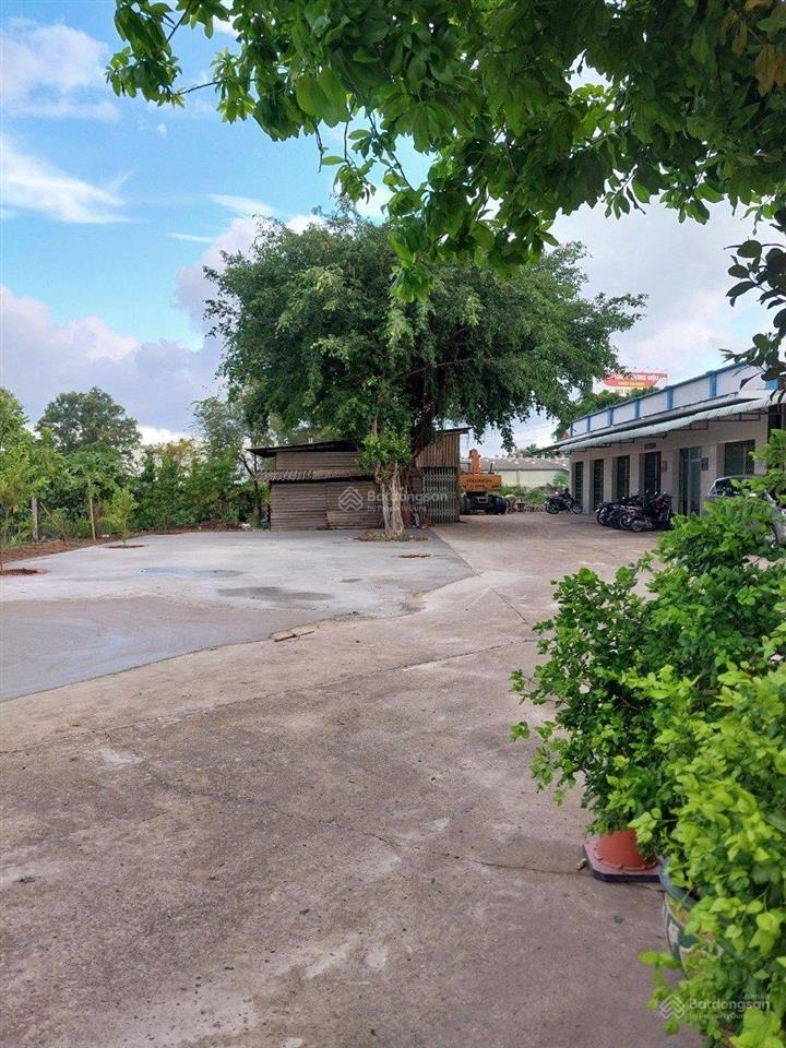 Văn phòng cho thuê vsip 1  giá cạnh tranh chỉ 7 triệu/tháng.  0908 488 ***
