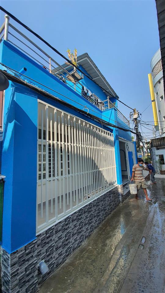 Nhà riêng 4pn + 2wc (đất 74.7m2, sàn 150m2) tại hẻm 109/ nguyễn văn quỳ, q7
