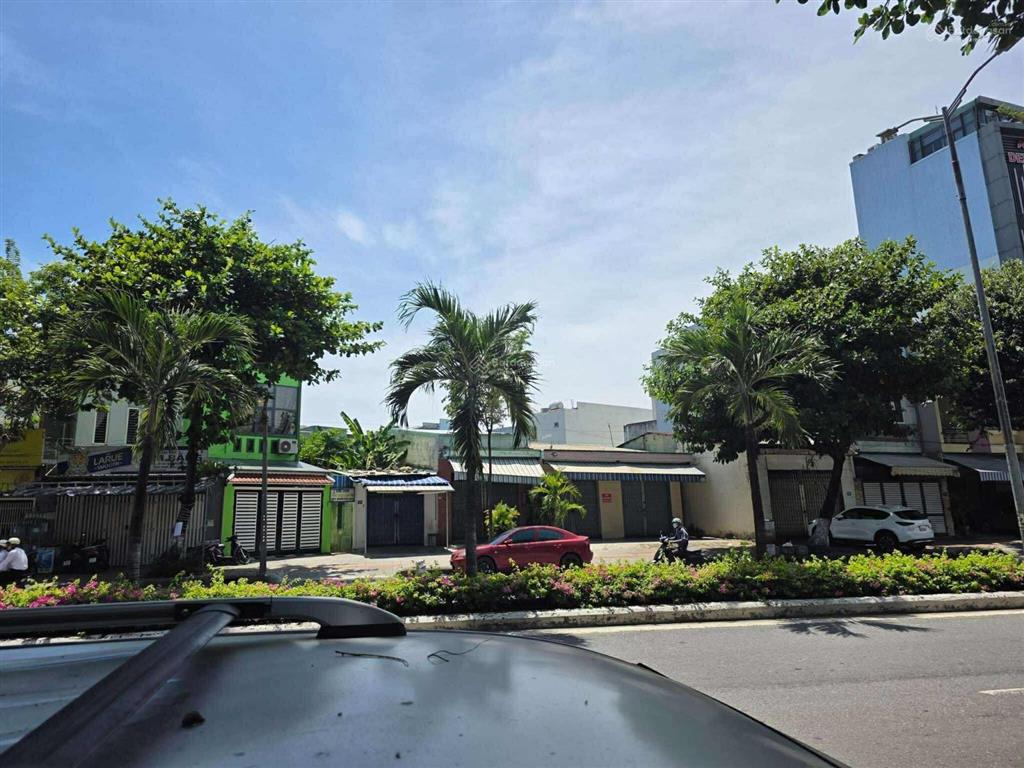Bán siêu phẩm nhà mt 604 đường 2 tháng 9