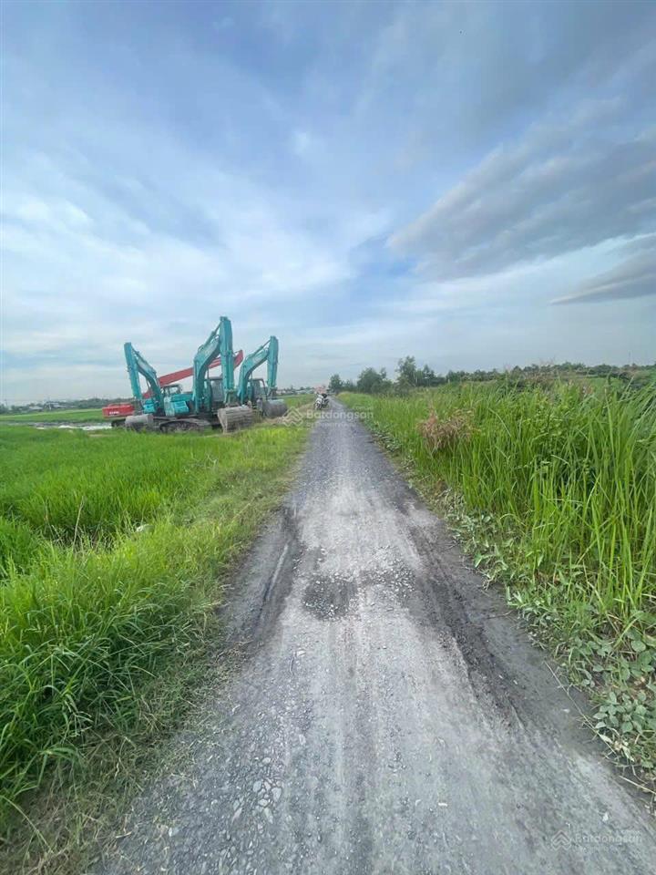 Bán gấp đất tại đường phan văn đáng, 3 triệu/m2, 1819m2, nhơn trạch, đồng nai