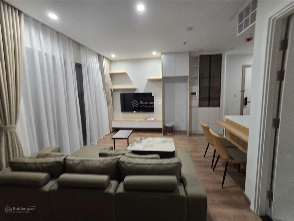 Bán căn 64m2 2pn tòa imperia smart city (i3) giá 5,4 tỷ, nhà full đồ sẵn sổ hỗ trợ vay