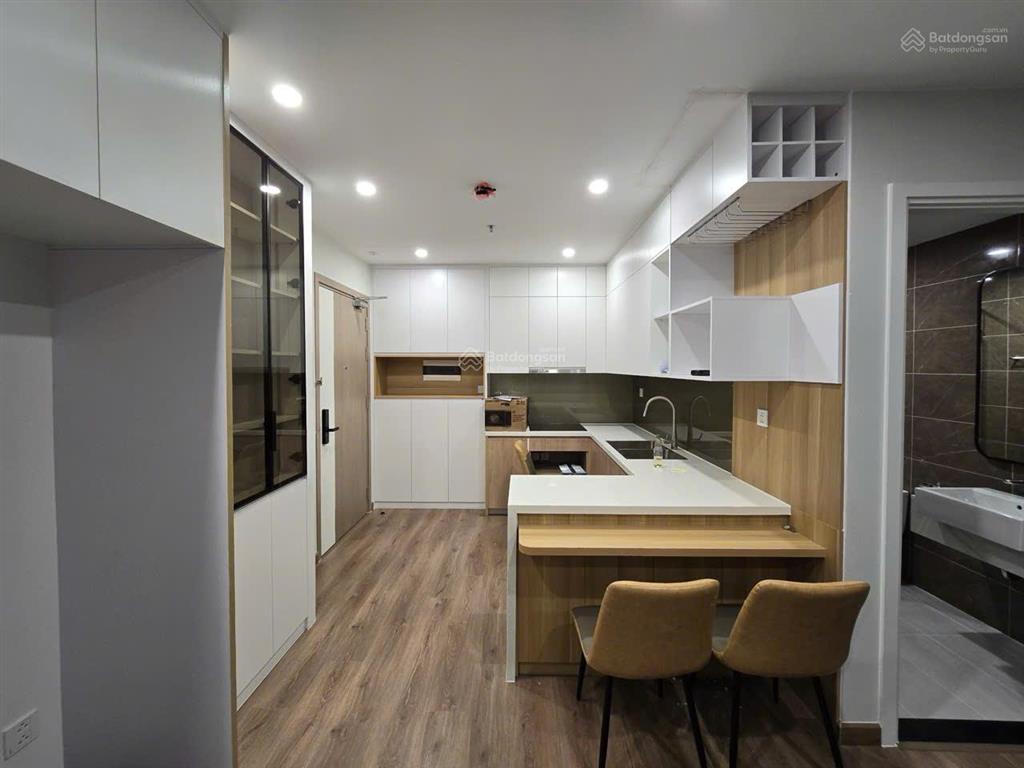 Bán căn 64m2 2pn tòa imperia smart city (i3) giá 5,4 tỷ, nhà full đồ sẵn sổ hỗ trợ vay