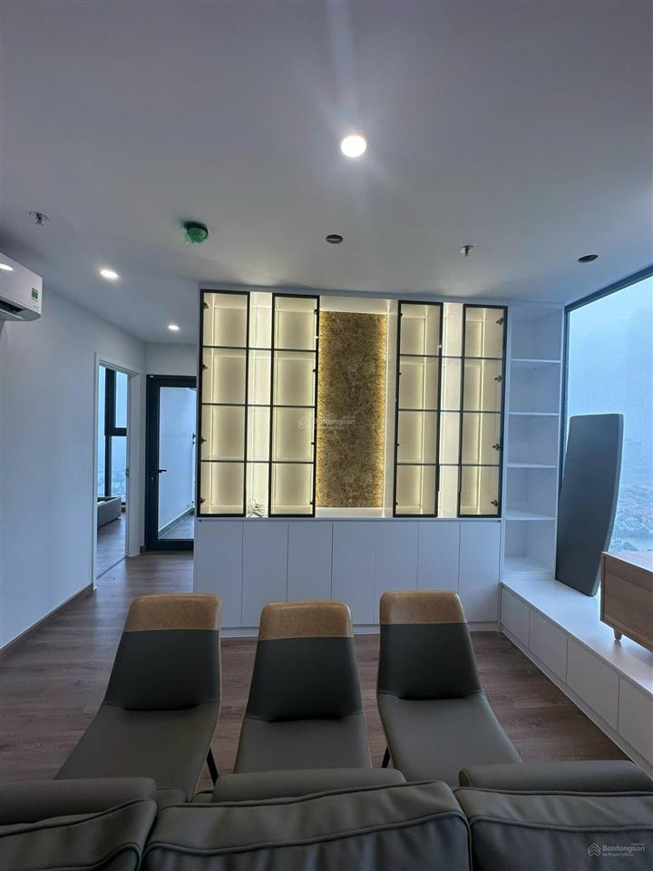 Bán căn 64m2 2pn tòa imperia smart city (i3) giá 5,4 tỷ, nhà full đồ sẵn sổ hỗ trợ vay