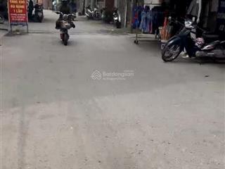 65m2 mặt chợ trạm trôi hoài đức đường 8m đang kinh doanh