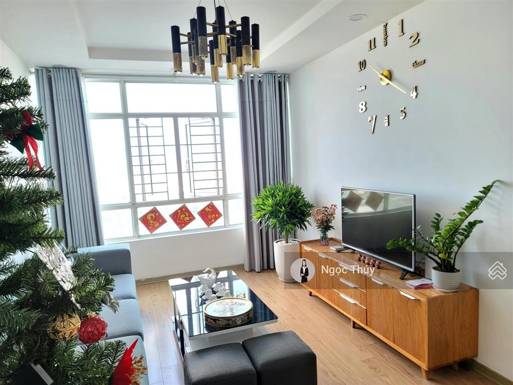 Chỉ duy nhất 1 căn 2pn 94m2 nội thất sang trọng  cần bán  giá chỉ chưa đến 39 triệu/m2