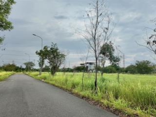 Cặp đôi hoàn hảo liền kề d6 đường nhựa, giá chỉ 15xx!