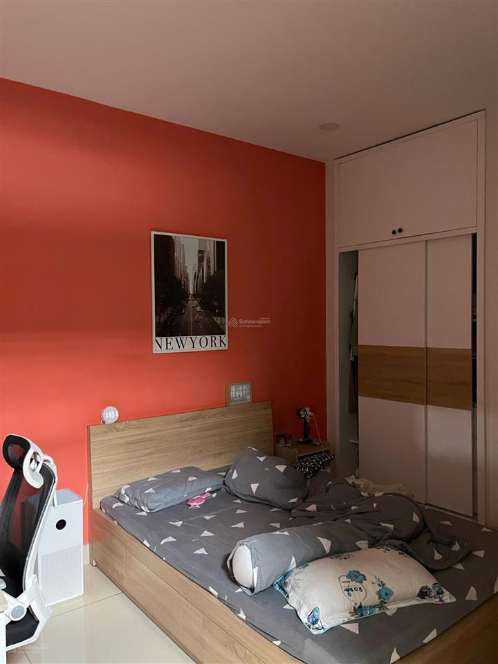 Chủ nhà cần bán căn nhà 4 lầu thang máy đẹp, giá tốt 0902 454 ***