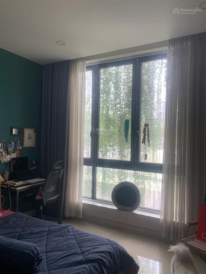 Chủ nhà cần bán căn nhà 4 lầu thang máy đẹp, giá tốt 0902 454 ***