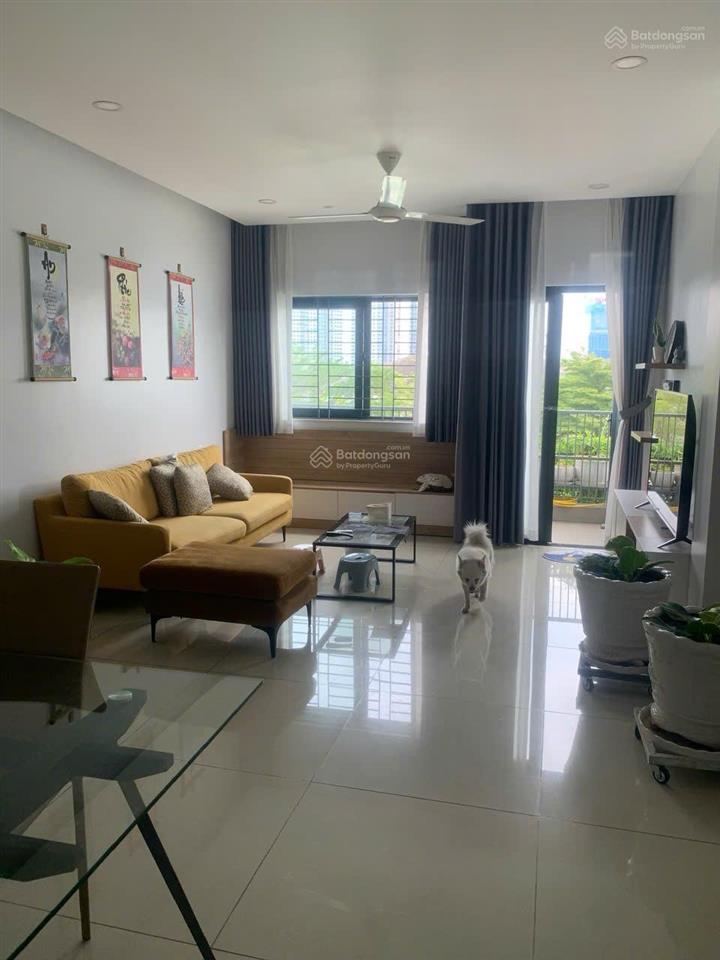 Chủ nhà cần bán căn nhà 4 lầu thang máy đẹp, giá tốt 0902 454 ***