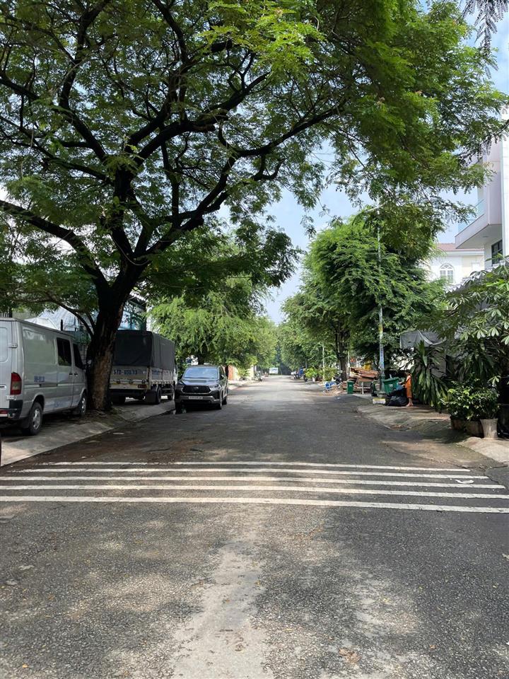 Bán lô đất 8x20m, 8x22m xây biệt thự hoặc dạng tòa nhà văn phòng 0902 454 ***