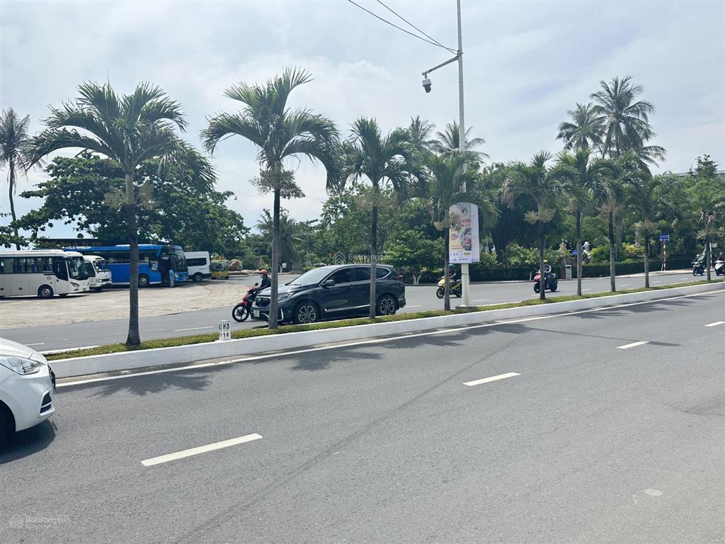 Lô đất nhìn trực diện biển hòn chồng, vĩnh phước, nha trang  237,6m2 ngang 10m  giá 220 tr/m2