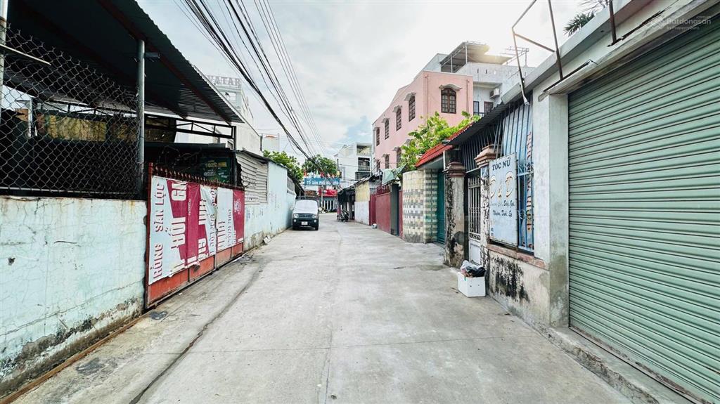 Đất đẹp sát đường 2/4, vĩnh hoà 92,2m2 ngang 3,7m giá 4,2 tỷ