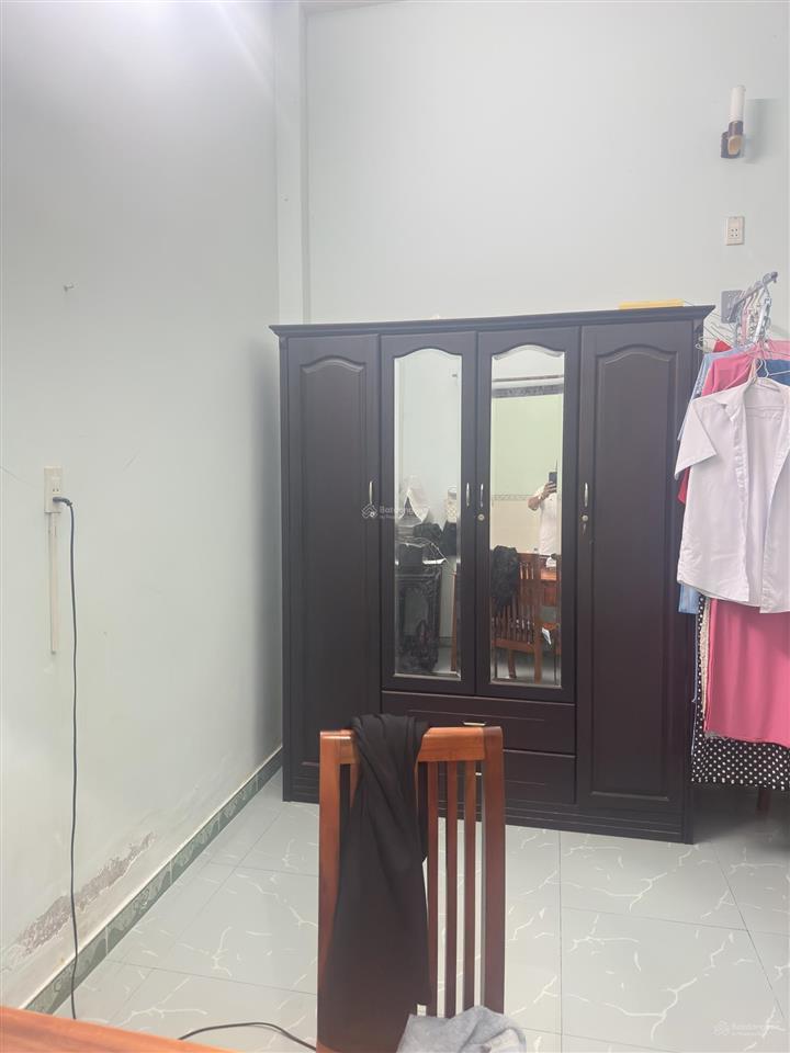 Nhà 2 tầng đường 10m, vĩnh hải, đối diện sos, cách 2/4 chỉ 30m  110m2 ngang 5m  giá 7,15 tỷ