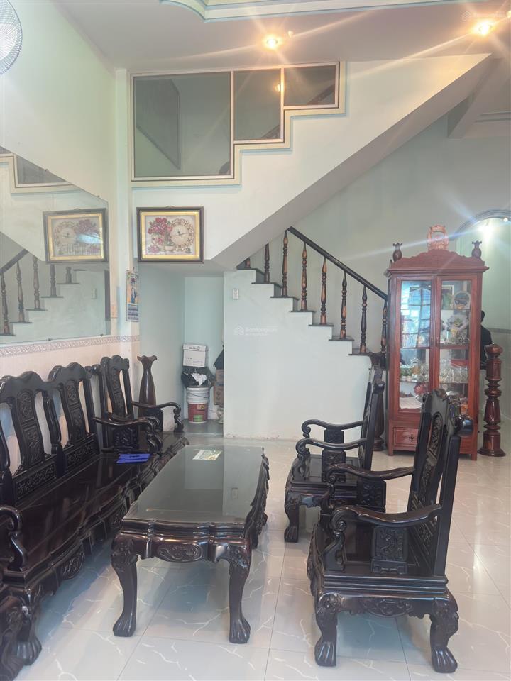 Nhà 2 tầng đường 10m, vĩnh hải, đối diện sos, cách 2/4 chỉ 30m  110m2 ngang 5m  giá 7,15 tỷ