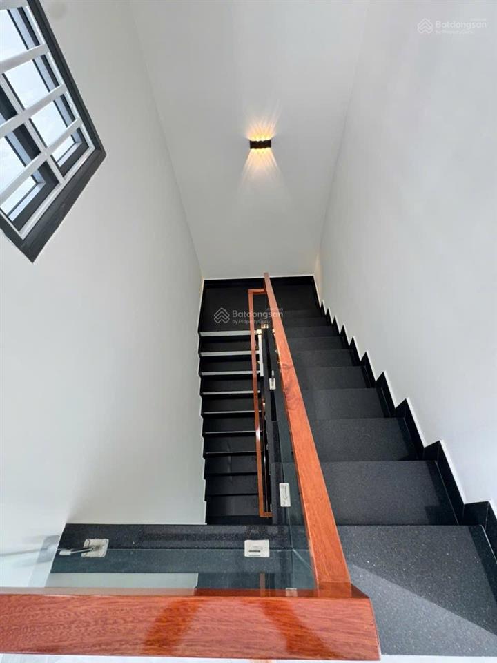 Bán nhà 3 tầng đẹp đường điện biên phủ, phường bắc nha trang  74m2 ngang 5m  giá 11,8 tỷ