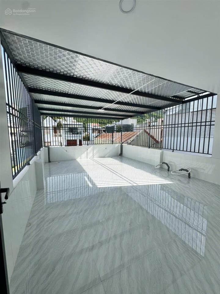 Bán nhà 3 tầng đẹp đường điện biên phủ, phường bắc nha trang  74m2 ngang 5m  giá 11,8 tỷ