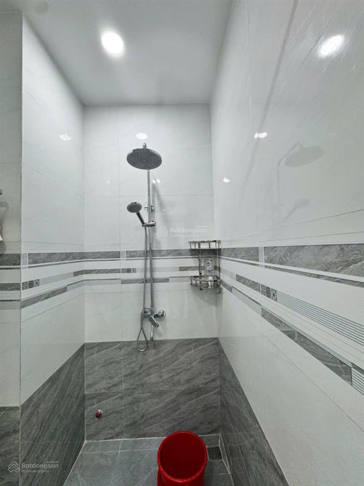 Bán nhà 3 tầng đẹp đường điện biên phủ, phường bắc nha trang  74m2 ngang 5m  giá 11,8 tỷ