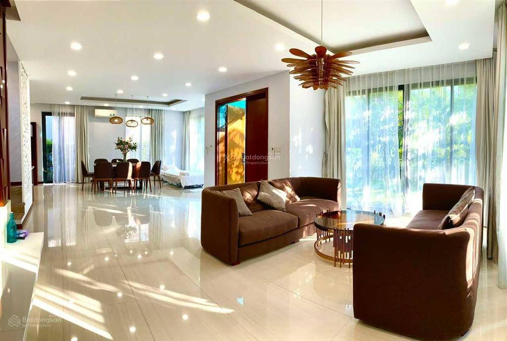 Cần bán nhanh giá siêu tốt sở hữu căn biệt thự đơn lập, dt 280m2