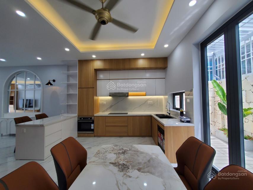 Bán nhà gói 8 the capella nha trang đầy đủ nội thất cao cấp gần hồ bơi giá 8.2 tỷ