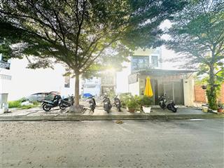 Bán lô cặp gói 5 mỹ gia hướng đông đối diện công viên giá 5,1 tỷ bao hết