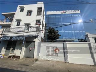 Tòa nhà chdv 5 tầng hxt ngay mt lê văn việt  sẵn 46 phòng dtsd 1000m2  thu nhập 200 triệu/tháng