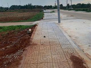 Hạ giá ngộp bán gấp đất đẹp đối diện kcn 450ha chỉ 950 triệu!