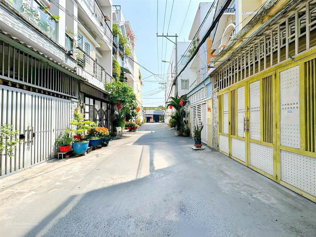 Nhà liền kề kdc phúc an, full nội thất xịn, dt 5x16m, giá bán 8 tỷ 990tr xem nhà alo em thúy