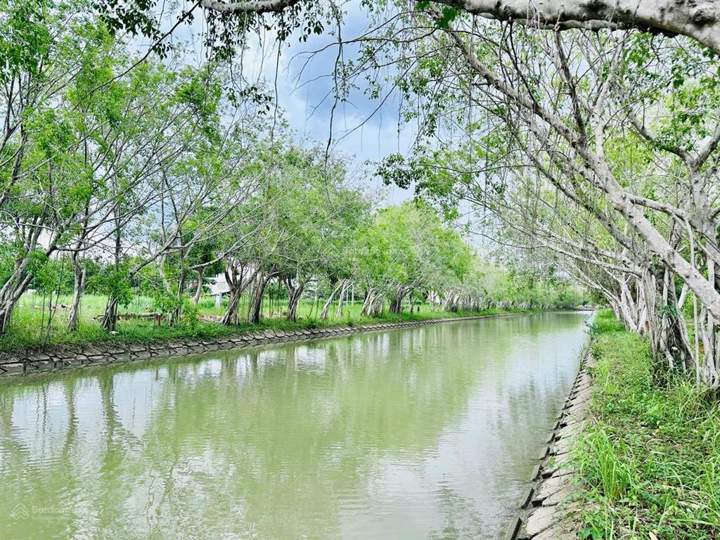 Đất nền bt view rạch kdc phú xuân  vạn phát hưng dt 240m2(10x24) giá chỉ 52tr/m2 0937 075 ***