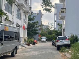 Đất thổ cư lô giới 8m ngay đường hoàng quốc việt, quận 7 giá chỉ 6.3 tỷ alo em thúy 0937 075 ***