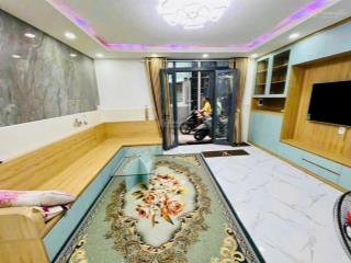 Bán nhà sổ hồng riêng vừa mới hoàn thiện hẻm 77 chuyên dùng chính  quận 7 dt 5x9m, giá 3,45 tỷ