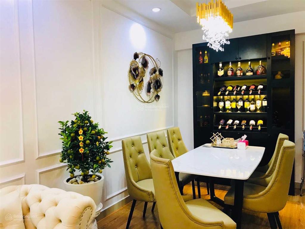 Bán gấp căn hộ 2pn hưng phát 2 silver star 76m2 chỉ 3.6tỷ có nội thất, có sổ hồng.  0902 534 ***