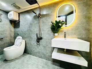 Chỉ 25 tỷ  200m2 dương bá trạc 10x20m 6 tầng thang máy có hầm ~ 2 tỷ/năm đầu tư 0983 458 ***