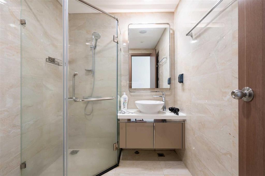 Cho thuê căn hộ vinhomes central park 1,2,3,4pn và landmark 81 giá tốt nhất.  0901 692 ***