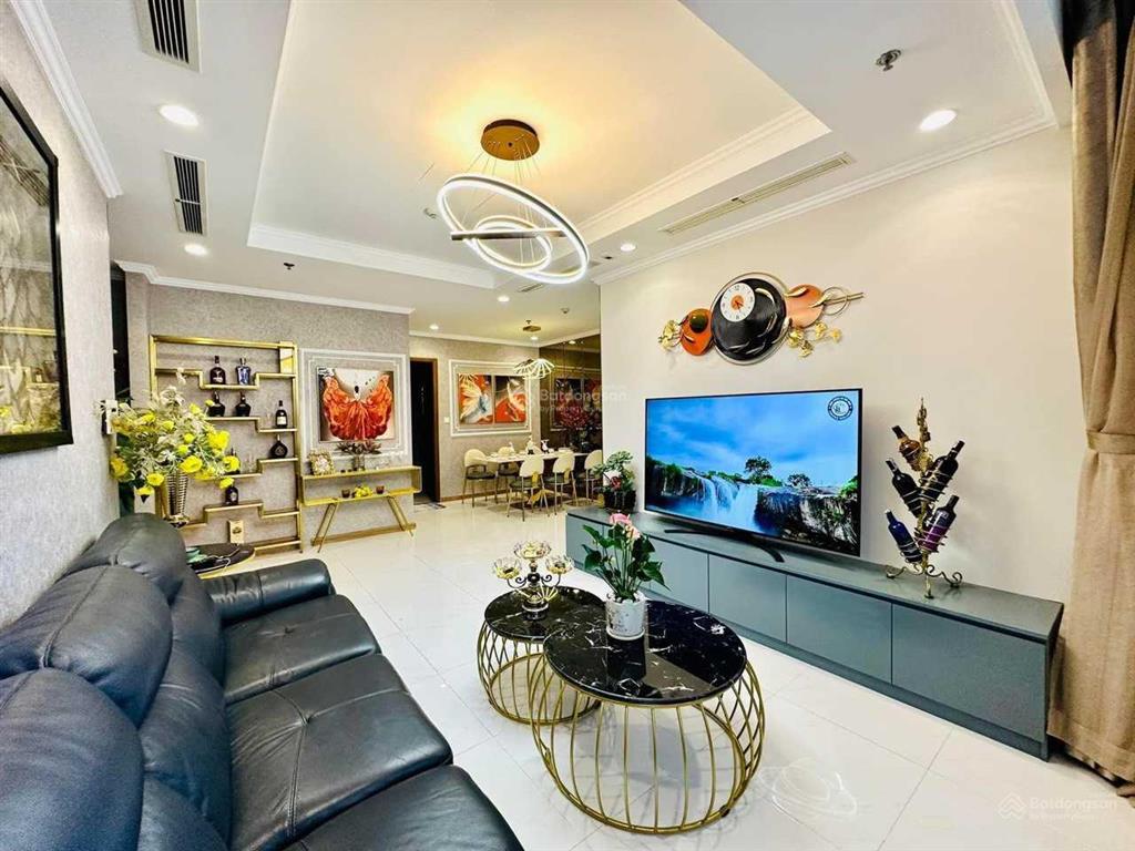 Cho thuê căn hộ vinhomes central park 1,2,3,4pn và landmark 81 giá tốt nhất.  0901 692 ***