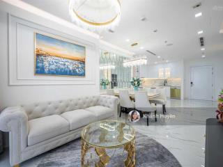Cho thuê căn hộ 2pn vinhomes central park 90m2 phòng khách rộng view thoáng giá tốt.  0901 692 ***