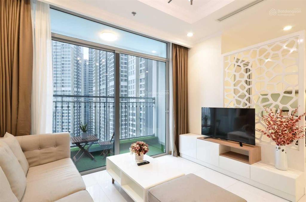 Bán căn hộ 3 phòng ngủ vinhomes central park 120m2 view sông.  0901 692 ***