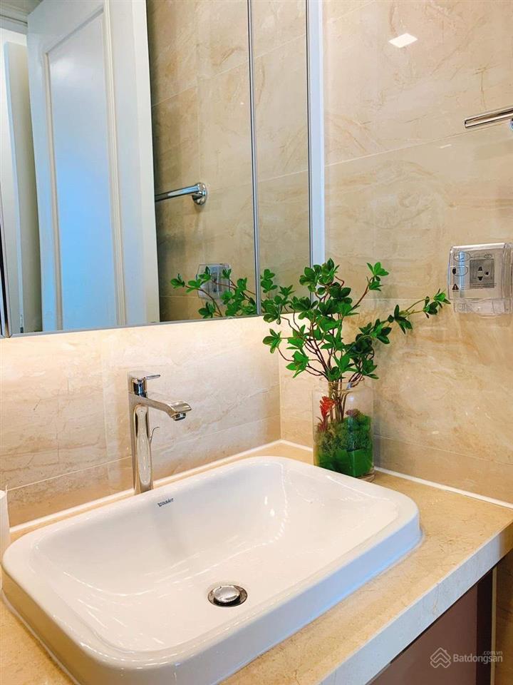 Bán căn hộ vinhomes golden river ba son 123.2m2 3pn view trực diện sông & bitexco.  0901 692 ***