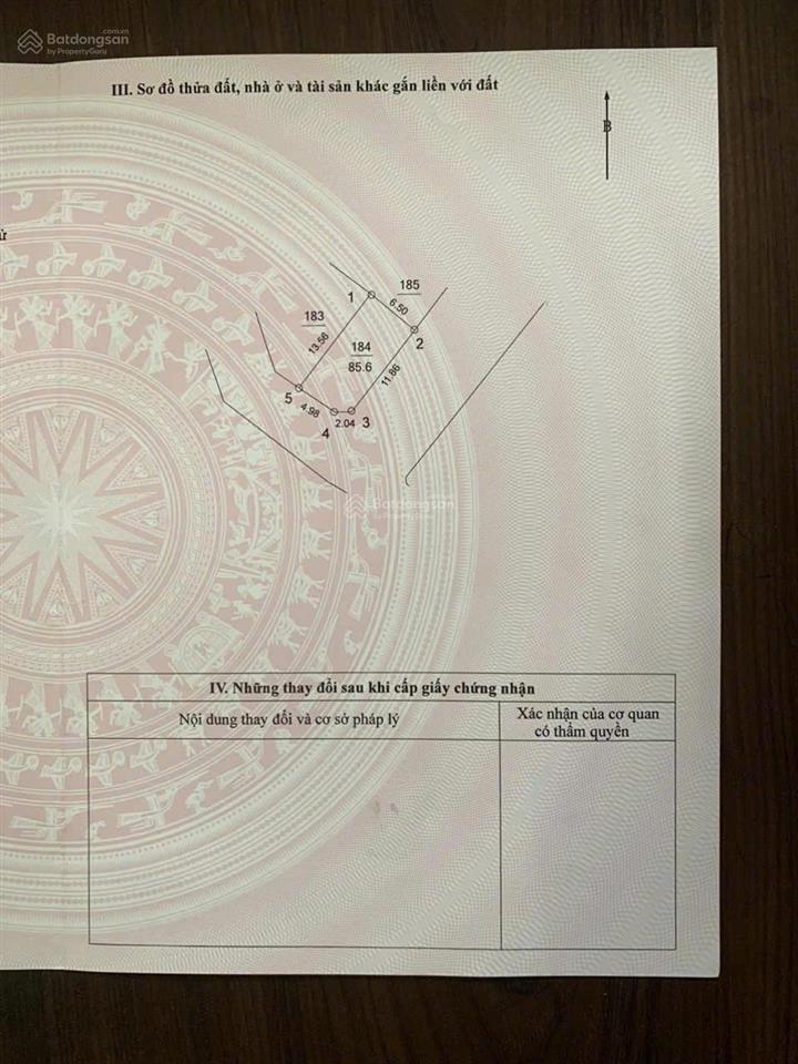 Chủ cần tiền bán nhanh lô góc 86m2 vỉa hè bao quanh, đường rộng, 500m ra quốc lộ 21