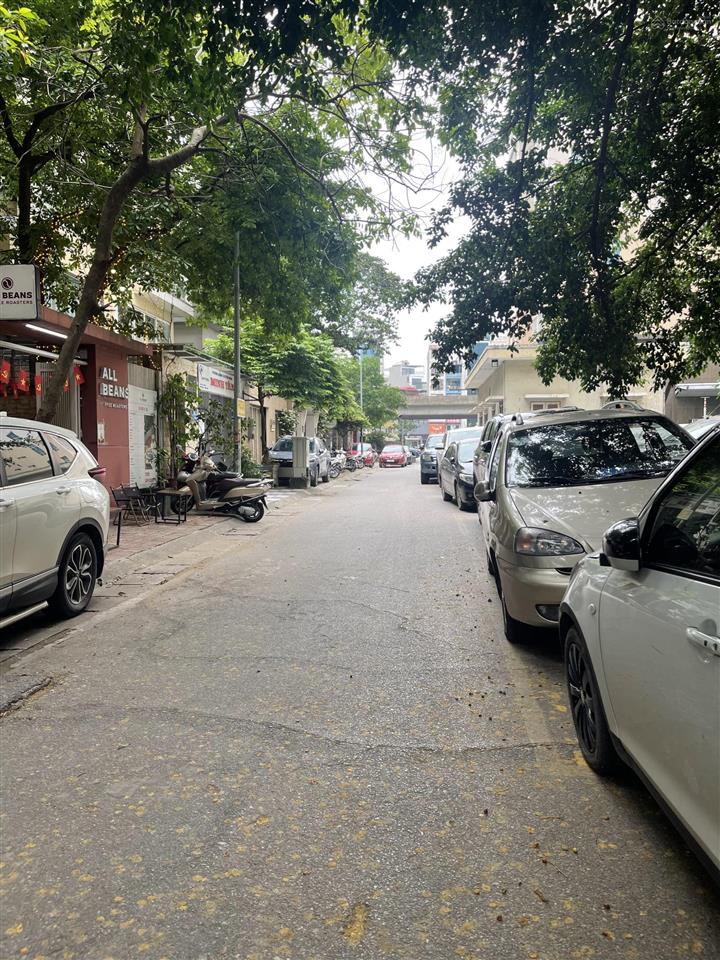 [chủ mót hạ 2 tỷ]trung yen 9  90m2  mt 5.5m  giá 46 tỷ  mặt phố  vào việc nhanh  0982 729 ***