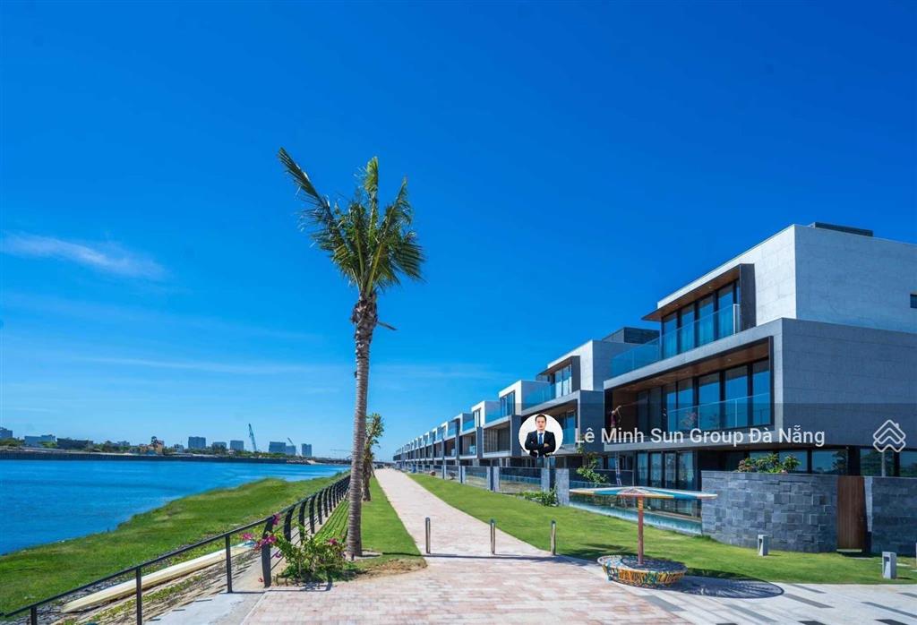 Chính chủ cần tiền bán gấp căn biệt thự view sông 2 mặt tiền, liền kề tiện ích tỷ đô