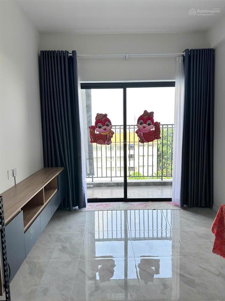 Kẹt tiền bán nhanh căn 2pn 68m2 privia kđ, nhà có nội thất đày đủ, sổ hồng sẵn. giá 4.050 tỷ all in