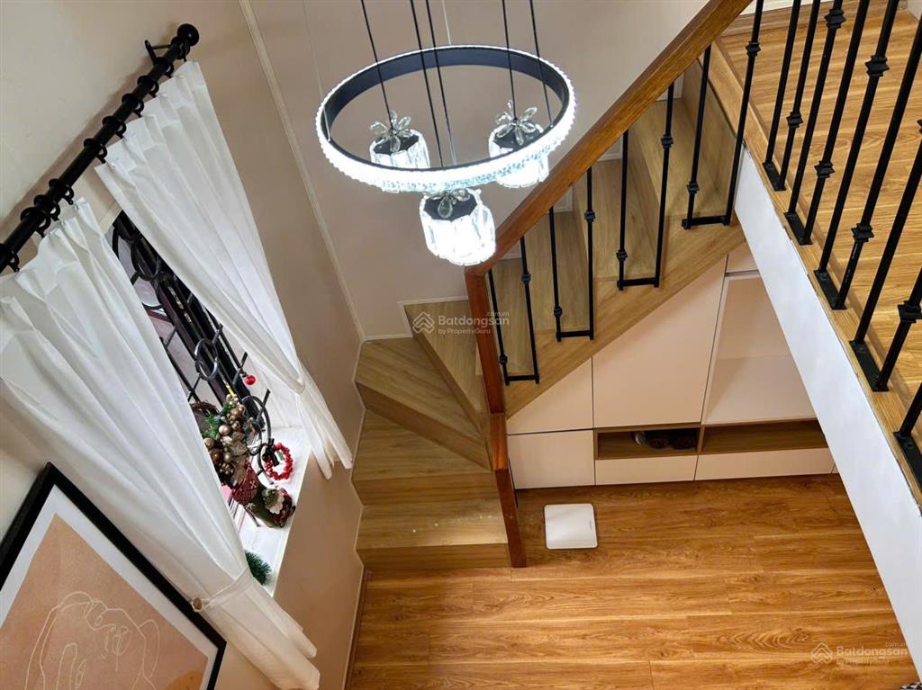 Bán căn hộ chung cư trung tâm hoàn kiếm phường hàng bồ  full nội thất cao cấp, thiết kế đẹp có gu