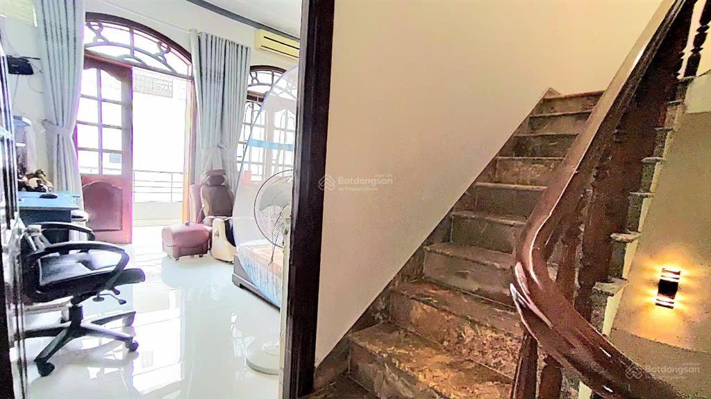 Bán nhà 5 tầng 57,9m2 hẻm quang trung, cách biển 500m. trung tâm nha trang