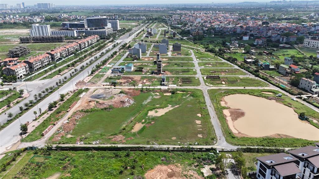 Bán lô góc đất dịch vụ 50m  2 mặt tiền cực đẹp an thượng ngay mặt cắt đường liên khu 8