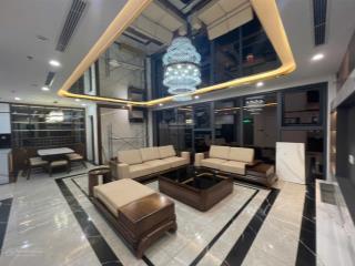 Cần bán nhanh căn hộ cao cấp 114m2 view công viên thoáng, nội thất cao cấp đặt hàng thiết kế