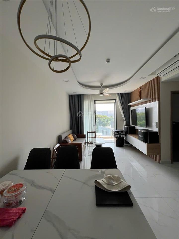 Bán 3pn diamond alnata giá 8,3 tỷ có nội thất, celadon city aeon mall gần sân bay tsn