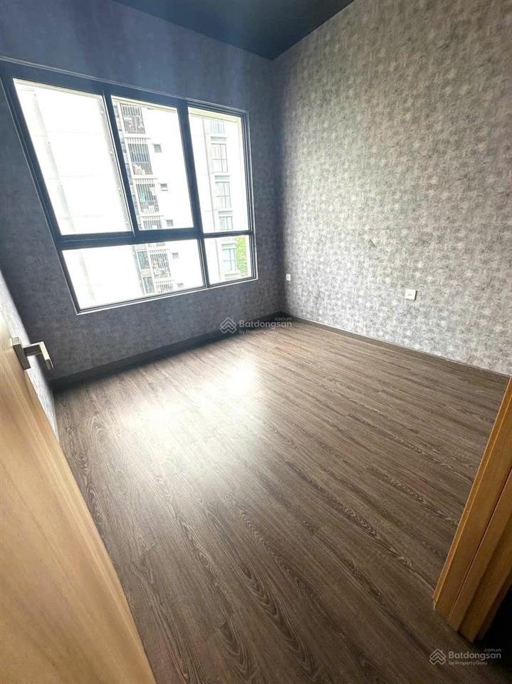 Bán căn 3pn 2wc, 104m2, 7.2tỷ full nội thất, view công viên hồ bơi, emerald celadon city q. tân phú