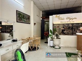 Bán đất tặng nhà mặt tiền đường nguyễn chích gần biển, xung quanh nhiều tiện ích