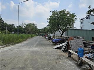 Bán gấp nền đất khu dân cư nhơn đức, 4,6 tỷ, 95m2, cạnh bên 3 trường đại học! 0934 132 ***